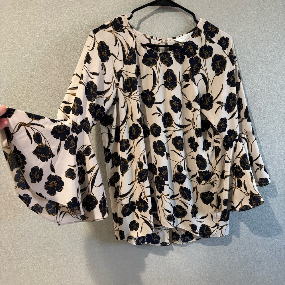 LC Lauren Conrad Black and Cream Floral Blouse